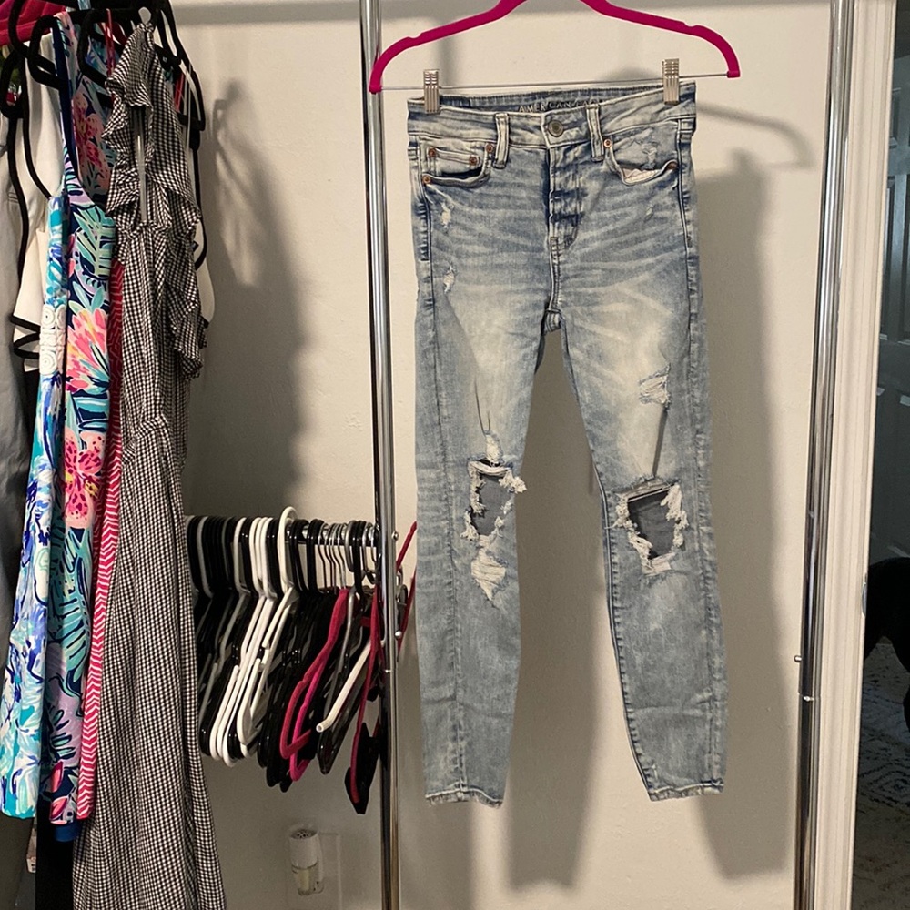 Women’s American Eagle Hi Rise Ripped Jeggings Light Wash Size 4 Short
